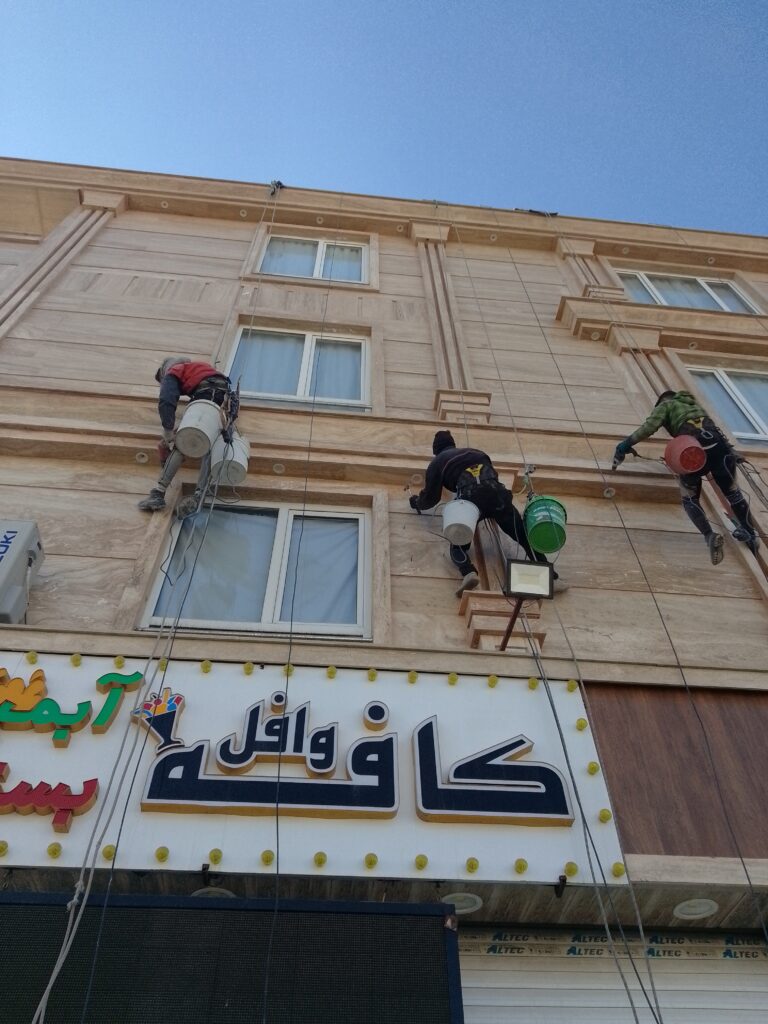 پیچ و رولپلاک نما تراورتن