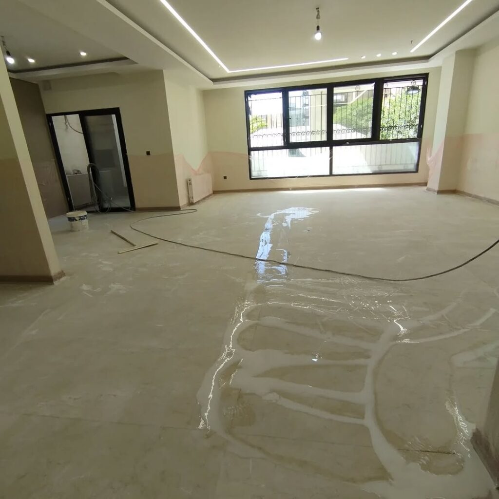 کف منزل قبل از شروع سنگسابی 