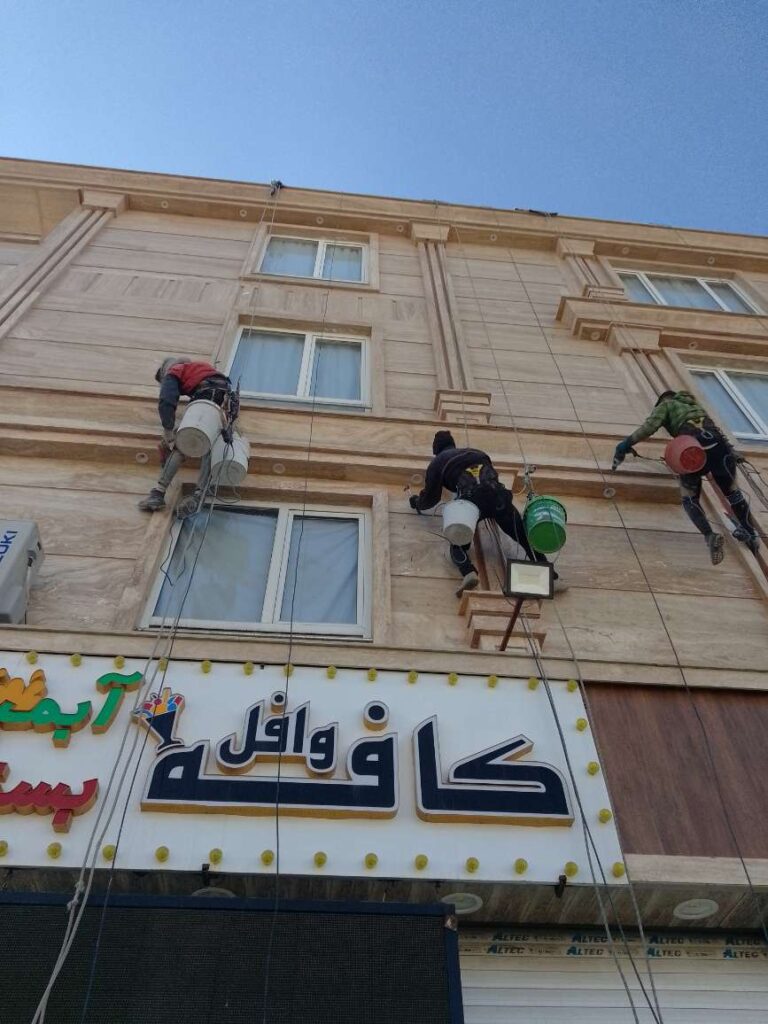 پیچ و رولپلاک نما تراورتن و جلوگیری از ریزش 