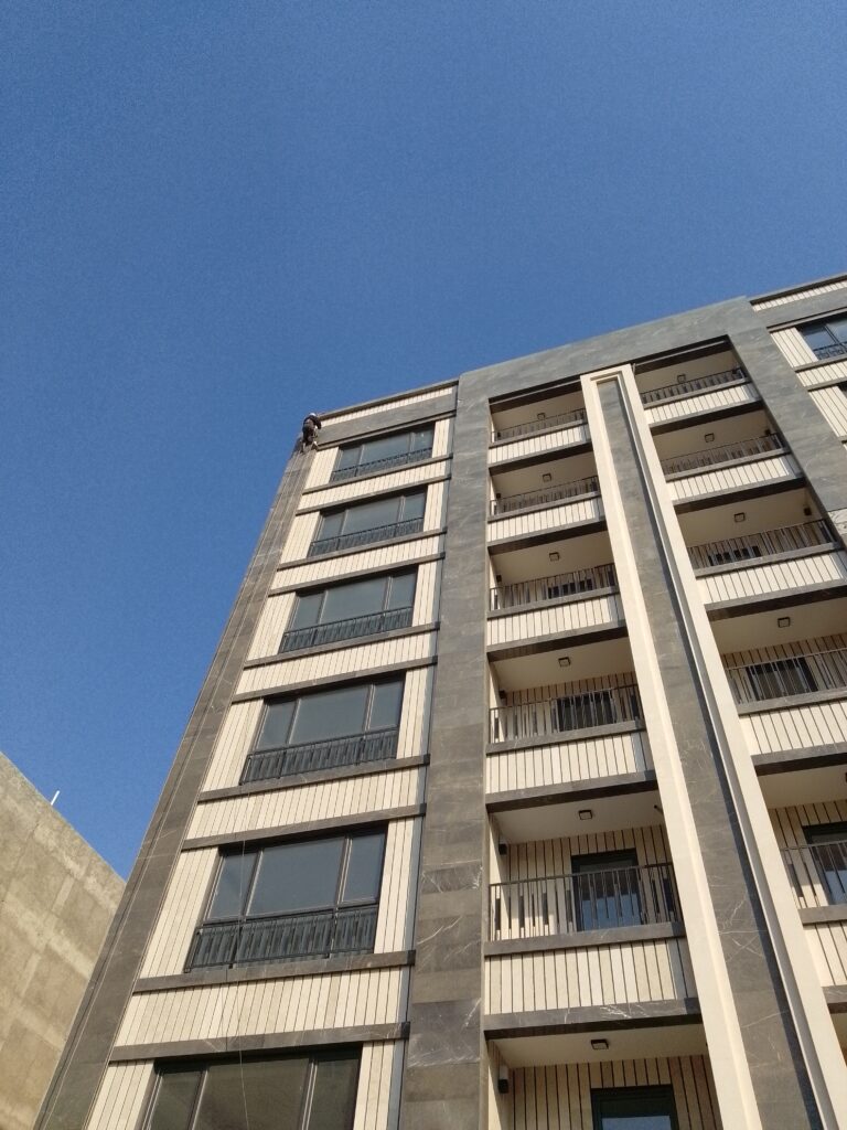 پیچنما نمونه کار پیچ و رولپلاک نما